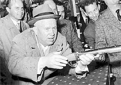 Иллюстрация к книге — Люди былой империи (сборник) [i_037.jpg]