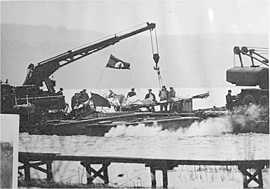 Иллюстрация к книге — Люди былой империи (сборник) [i_061.jpg]