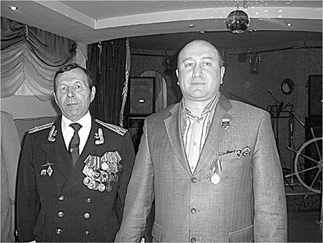 Иллюстрация к книге — Люди былой империи (сборник) [i_086.jpg]