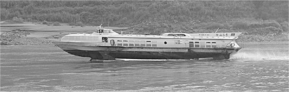 Иллюстрация к книге — Люди былой империи (сборник) [i_110.jpg]