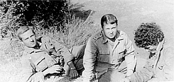 Иллюстрация к книге — Люди былой империи (сборник) [i_135.jpg]