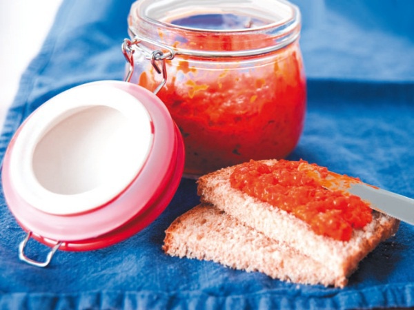 Иллюстрация к книге — Оригинальные рецепты варенья из лука, кабачков, арбузов и лепестков цветов [Autogen_eBook_id10.jpg]