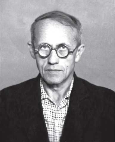 Иллюстрация к книге — Герой советского времени. История рабочего [i_001.jpg]