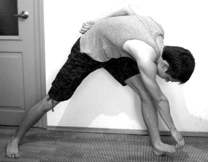 Иллюстрация к книге — Здоровье позвоночника. Системы Попова, Бубновского и другие методики излечения [i_050.jpg]