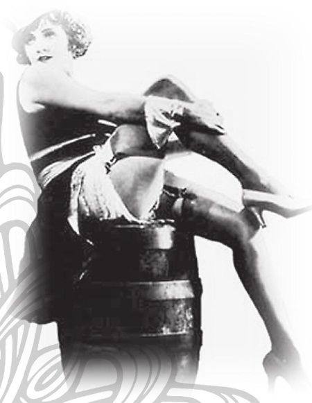 Иллюстрация к книге — Марлен Дитрих [i_006.jpg]