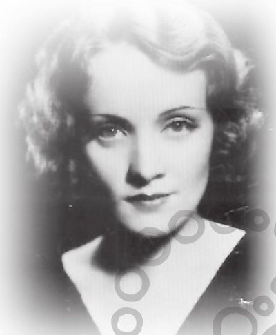 Иллюстрация к книге — Марлен Дитрих [i_012.jpg]