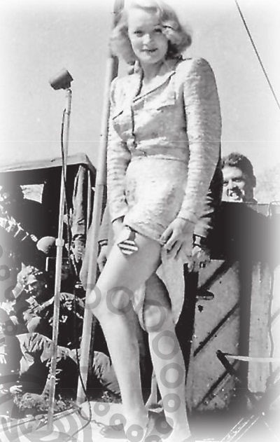 Иллюстрация к книге — Марлен Дитрих [i_052.jpg]