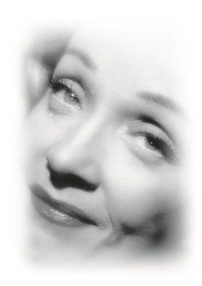 Иллюстрация к книге — Марлен Дитрих [i_077.jpg]