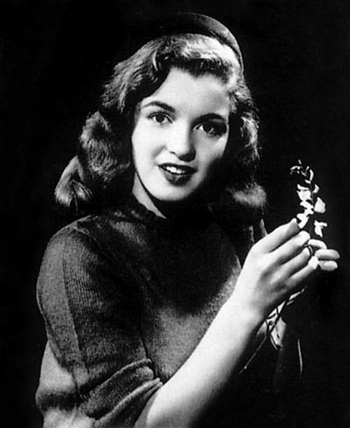 Иллюстрация к книге — Мэрилин Монро [Autogen_eBook_id9.jpg]