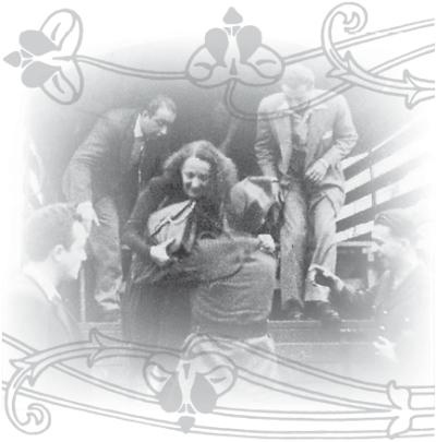 Иллюстрация к книге — Эдит Пиаф [_36.jpg]