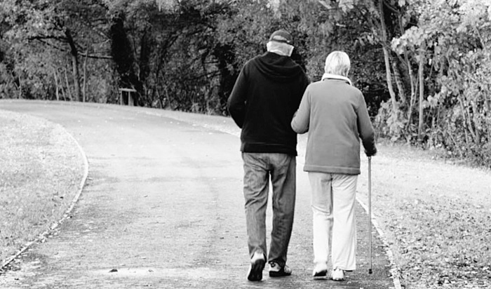 Иллюстрация к книге — Жизнь продолжается [i_001.jpg]