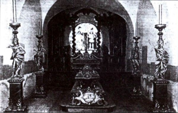 Иллюстрация к книге — Новые тамплиеры. Духовники &quot;черного ордена&quot; [i_012.jpg]