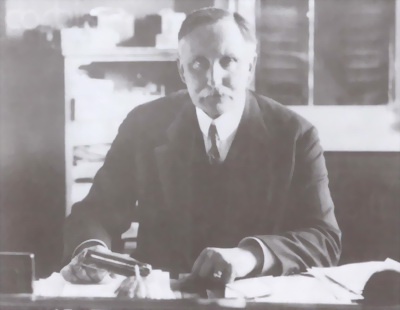 Иллюстрация к книге — Сумрачный гений III рейха. Карл Хаусхофер. Человек, стоявший за Гитлером [i_026.jpg]