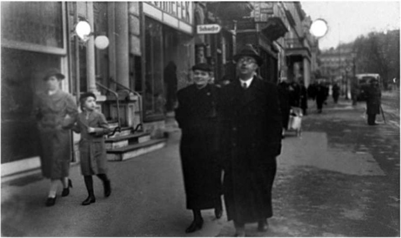 Иллюстрация к книге — Гиммлер. Инквизитор в пенсне [i_017.jpg]