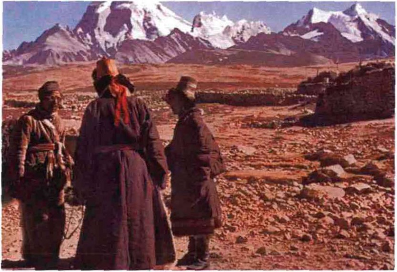 Иллюстрация к книге — Тибетская экспедиция СС. Правда о тайном немецком проекте [i_015.jpg]