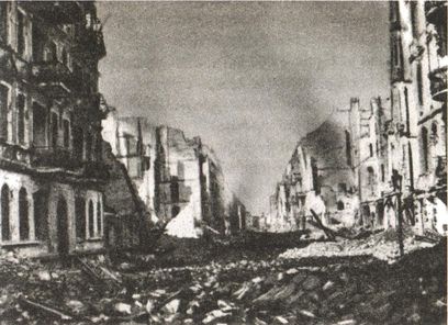 Иллюстрация к книге — Последняя крепость Рейха [i_044.jpg]