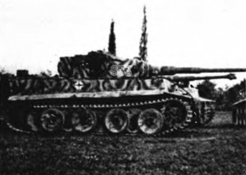 Иллюстрация к книге — Танковый ас №1 Михаэль Виттманн [img_38.jpg]