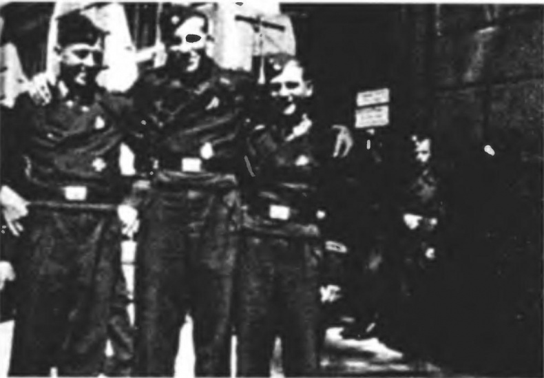 Иллюстрация к книге — Танковый ас №1 Михаэль Виттманн [img_49.jpg]