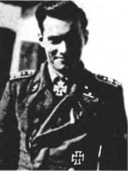 Иллюстрация к книге — Танковый ас №1 Михаэль Виттманн [img_56.jpg]