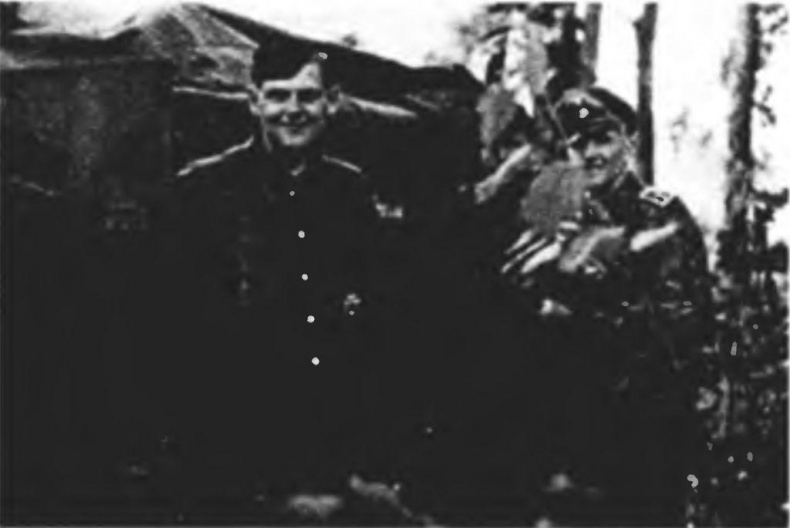 Иллюстрация к книге — Танковый ас №1 Михаэль Виттманн [img_60.jpg]