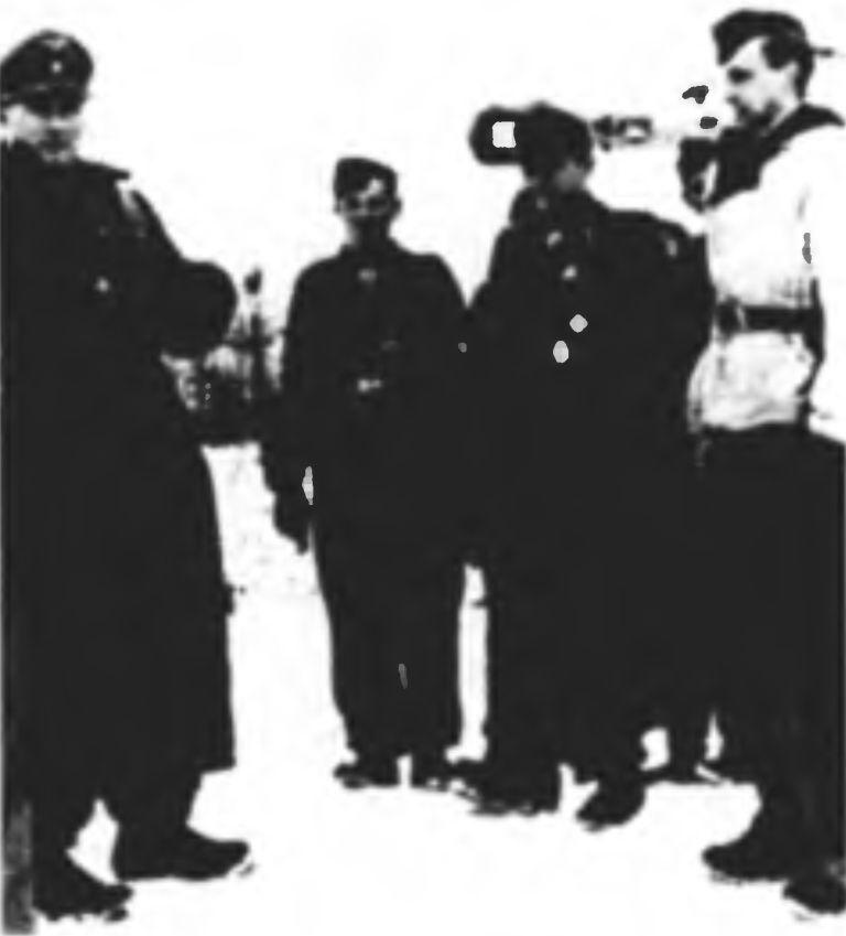 Иллюстрация к книге — Танковый ас №1 Михаэль Виттманн [img_77.jpg]