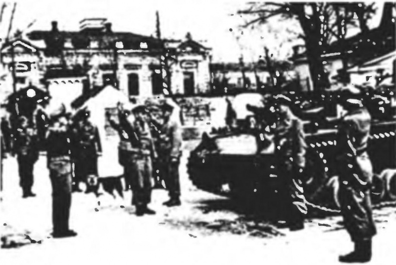 Иллюстрация к книге — Танковый ас №1 Михаэль Виттманн [img_88.jpg]