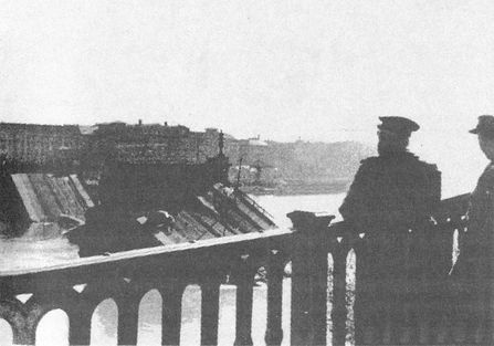 Иллюстрация к книге — 100 дней в кровавом аду. Будапешт - &quot;дунайский Сталинград&quot;? [i_016.jpg]