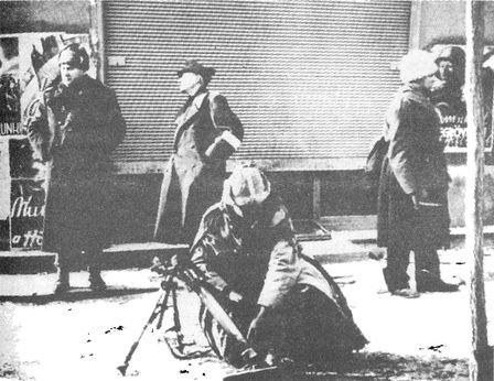 Иллюстрация к книге — 100 дней в кровавом аду. Будапешт - &quot;дунайский Сталинград&quot;? [i_086.jpg]