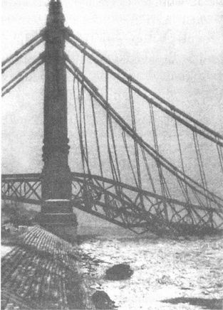 Иллюстрация к книге — 100 дней в кровавом аду. Будапешт - &quot;дунайский Сталинград&quot;? [i_087.jpg]