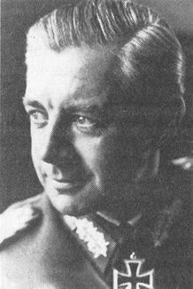 Иллюстрация к книге — Последнее наступление Гитлера. Разгром танковой элиты Рейха [i_015.jpg]