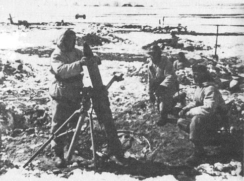 Иллюстрация к книге — Последнее наступление Гитлера. Разгром танковой элиты Рейха [i_027.jpg]