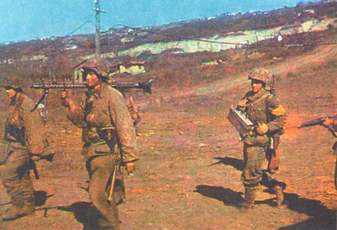 Иллюстрация к книге — Последнее наступление Гитлера. Разгром танковой элиты Рейха [i_083.jpg]