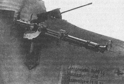 Иллюстрация к книге — &quot;Фаустники&quot; в бою [i_011.jpg]