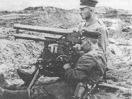 Иллюстрация к книге — &quot;Фаустники&quot; в бою [i_013.jpg]