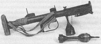 Иллюстрация к книге — &quot;Фаустники&quot; в бою [i_025.jpg]