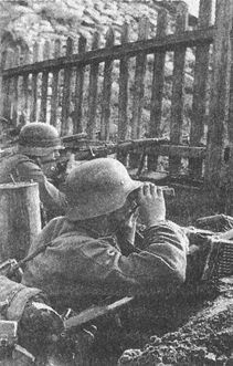 Иллюстрация к книге — &quot;Фаустники&quot; в бою [i_031.jpg]