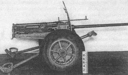 Иллюстрация к книге — &quot;Фаустники&quot; в бою [i_069.jpg]