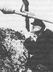 Иллюстрация к книге — &quot;Фаустники&quot; в бою [i_093.jpg]