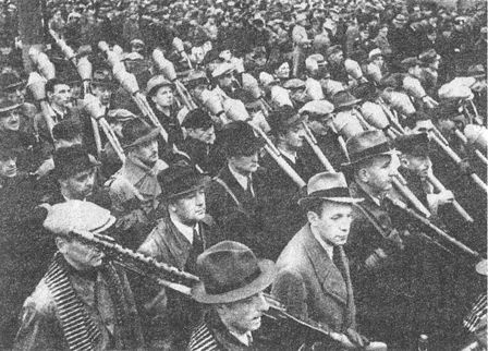 Иллюстрация к книге — &quot;Фаустники&quot; в бою [i_097.jpg]