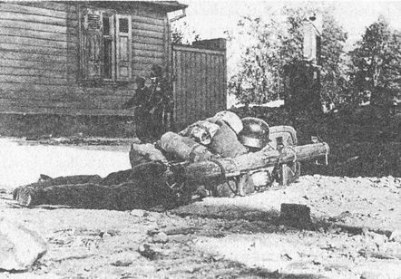 Иллюстрация к книге — &quot;Фаустники&quot; в бою [i_154.jpg]