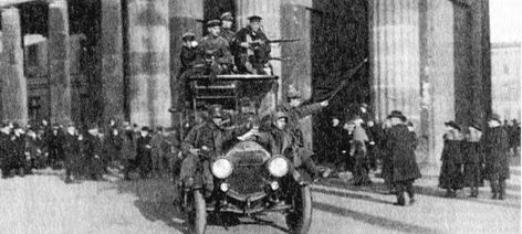 Иллюстрация к книге — Война кланов. "Черный фронт" против НСДАП [i_006.jpg]