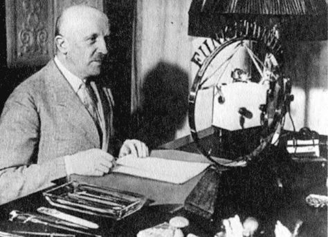 Иллюстрация к книге — Война кланов. "Черный фронт" против НСДАП [i_026.jpg]