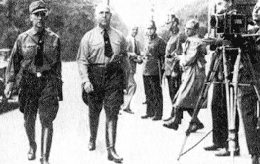 Иллюстрация к книге — Война кланов. "Черный фронт" против НСДАП [i_033.jpg]