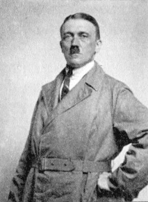 Иллюстрация к книге — Война кланов. "Черный фронт" против НСДАП [i_048.jpg]