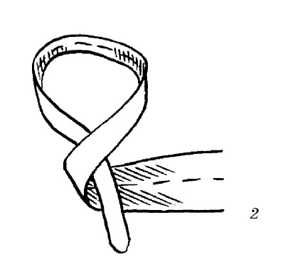 Иллюстрация к книге — Шарфик, платочек, парео. Как красиво и модно повязать [i_027.jpg]