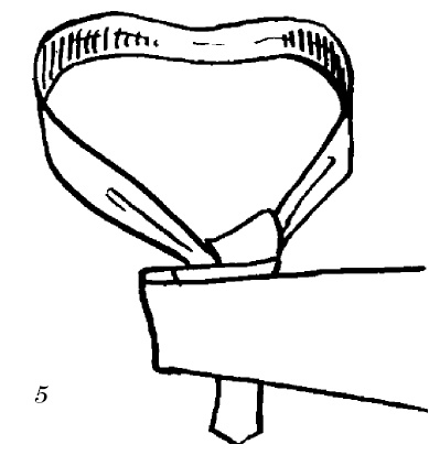 Иллюстрация к книге — Шарфик, платочек, парео. Как красиво и модно повязать [i_129.jpg]