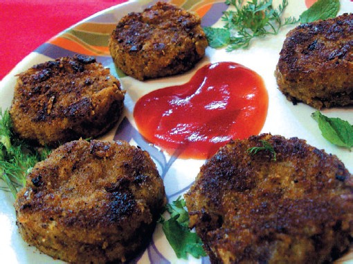 Иллюстрация к книге — 1000 лучших рецептов котлет, зраз, голубцов и другое рубленое мясо [i_001.jpg]