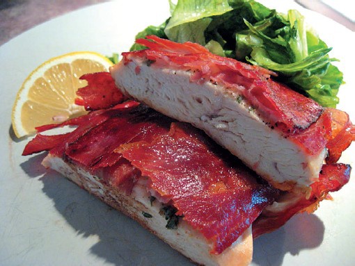 Иллюстрация к книге — Запекаем в глиняных горшочках, в духовке и микроволновке [i_004.jpg]