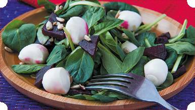 Иллюстрация к книге — Холодные и теплые салаты. Мясные, рыбные, овощные, корейские, постные + 50 салатных заправок [i_082.jpg]