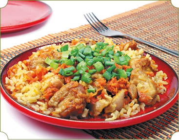 Иллюстрация к книге — Аппетитное жаркое, гуляш, кулеш, солянки, плов, рагу и другие блюда в горшочках [i_095.jpg]